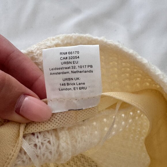 Anthropologie Cream Wool Blend Knit Crochet Winter Beanie Bell Bucket Hat - OS - Picture 7 of 10